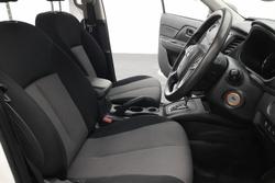 2022 Mitsubishi Triton GLX