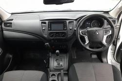 2022 Mitsubishi Triton GLX