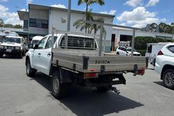 2022 Mitsubishi Triton GLX