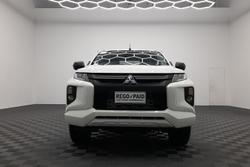 2022 Mitsubishi Triton GLX