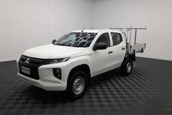 2022 Mitsubishi Triton GLX