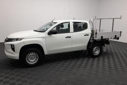 2022 Mitsubishi Triton GLX