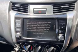 2021 Nissan Navara SL