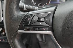 2021 Nissan Navara SL