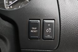 2021 Nissan Navara SL