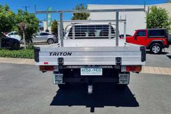 2022 Mitsubishi Triton GLX