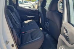 2021 Nissan Navara SL