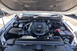 2021 Nissan Navara SL