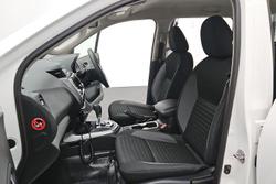 2021 Nissan Navara SL