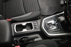 2021 Nissan Navara SL