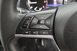 2021 Nissan Navara SL