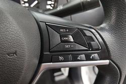 2021 Nissan Navara SL