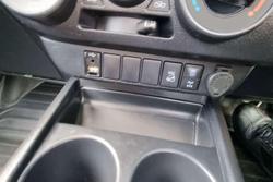 2022 Toyota Hilux SR