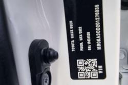 2022 Toyota Hilux SR