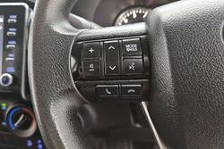 2022 Toyota Hilux SR