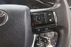 2022 Toyota Hilux SR