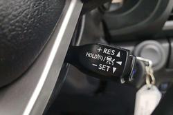 2022 Toyota Hilux SR