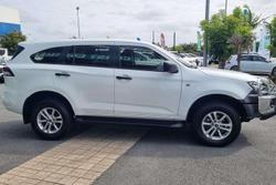 2022 Isuzu MU-X LS-M