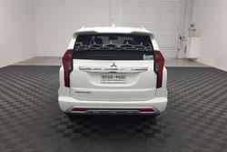 2022 Mitsubishi Pajero Sport GLS