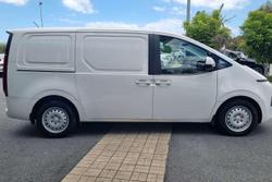 2022 Hyundai STARIA LOAD