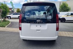 2022 Hyundai STARIA LOAD