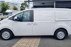 2022 Hyundai STARIA LOAD