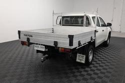 2021 Mitsubishi Triton GLX