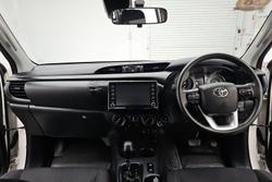 2021 Toyota Hilux SR