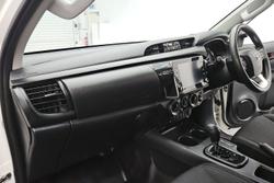 2021 Toyota Hilux SR