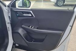 2024 Mitsubishi Outlander ES