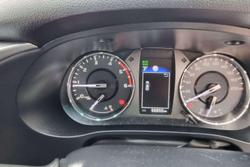 2021 Toyota Hilux SR5