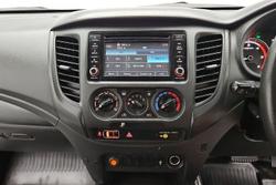 2022 Mitsubishi Triton GLX