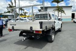 2022 Mitsubishi Triton GLX