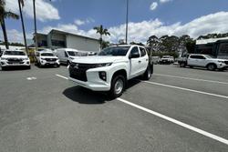 2022 Mitsubishi Triton GLX