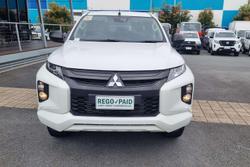 2022 Mitsubishi Triton GLX