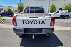 2022 Toyota Hilux SR