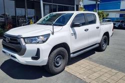 2022 Toyota Hilux SR