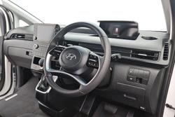 2023 Hyundai STARIA LOAD