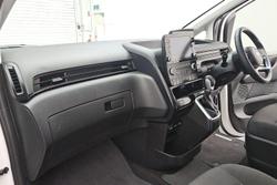 2023 Hyundai STARIA LOAD
