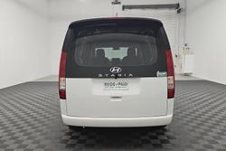 2023 Hyundai STARIA LOAD