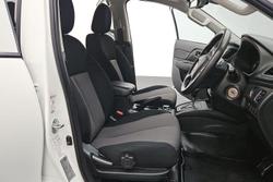 2021 Mitsubishi Triton GLX