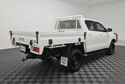 2022 Toyota Hilux SR