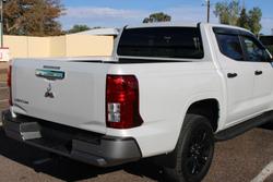 2025 Mitsubishi Triton GLX-R