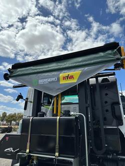 2026 Isuzu F Series FYJ 320-255 AT R60
