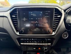 2025 Isuzu D-MAX LS-U+ MY24 4X4 Dual Range Basalt Black