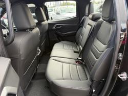 2025 Isuzu D-MAX LS-U+ MY24 4X4 Dual Range Basalt Black