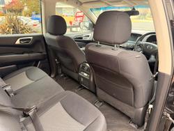 2018 Nissan Pathfinder ST