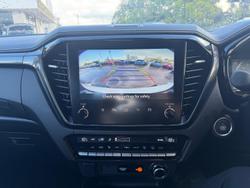 2025 Isuzu D-MAX BLADE MY24 4X4 Dual Range Moonstone White
