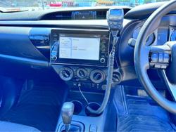 2024 Toyota Hilux SR