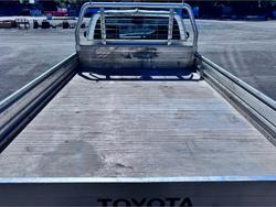 2024 Toyota Hilux SR